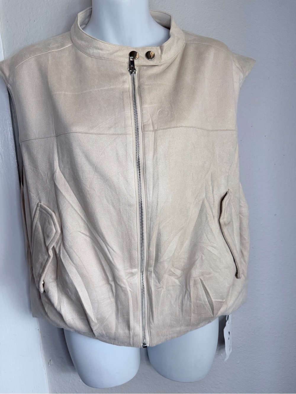 NWT Faux Suede Sleeveless Vest Beige  Medium